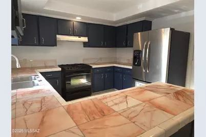 3843 E 32nd Street, Tucson, AZ 85713 - Photo 4