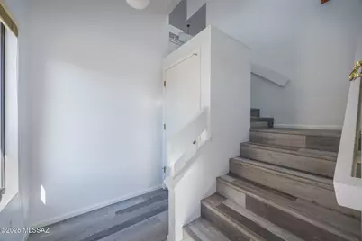 7968 E Colette Circle #UNIT 216, Tucson, AZ 85710 - Photo 2