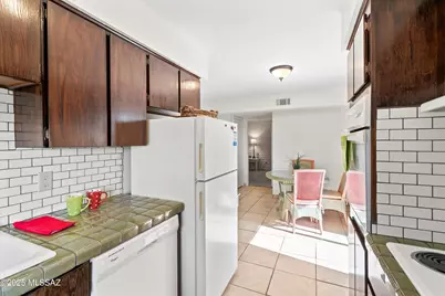8450 E Old Spanish Trail #APT 154, Tucson, AZ 85710 - Photo 10