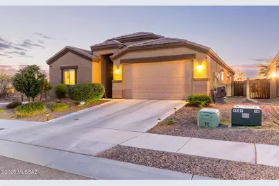 8611 N Peccary Creek Trail, Tucson, AZ 85742 - Photo 1