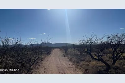 Wright Brothers Way #2/3, Sahuarita, AZ 85629 - Photo 10