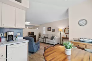 100 W Calle Del Ano, Green Valley, AZ 85614 - Photo 4