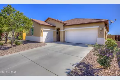 8348 N Mountain Stone Pine Way, Tucson, AZ 85743 - Photo 2