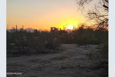 12122 Lak A Yucca Place, Tucson, AZ 85743 - Photo 4