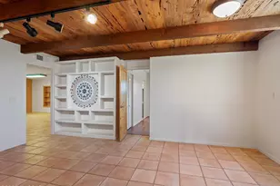 6401 N Camino Padre Isidoro, Tucson, AZ 85718 - Photo 12