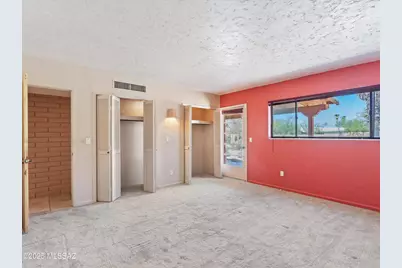 6401 N Camino Padre Isidoro, Tucson, AZ 85718 - Photo 30
