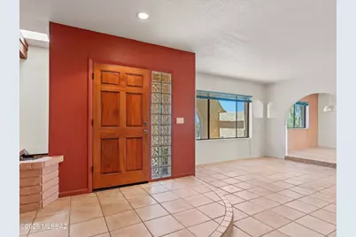 6401 N Camino Padre Isidoro, Tucson, AZ 85718 - Photo 6
