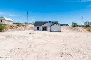 220 Calle Ranaculo, Rio Rico, AZ 85648 - Photo 38
