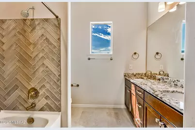 13409 N Braunite Court, Oro Valley, AZ 85755 - Photo 2