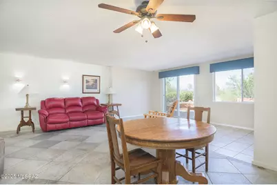 841 S Camino Del Monte, Green Valley, AZ 85614 - Photo 8