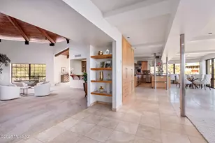 6841 N La Pl, Tucson, AZ 85750 - Photo 10