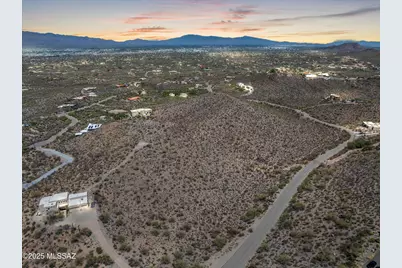 4980 Crestview Drive #6, Tucson, AZ 85745 - Photo 4