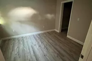 1385 E Hedrick Dr, Tucson, AZ 85719 - Photo 8