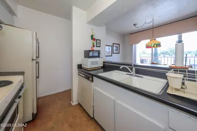 1600 N Wilmot Road #UNIT 285, Tucson, AZ 85712 - Photo 12