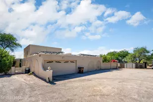 7855 N Northern Ave, Tucson, AZ 85704 - Photo 1