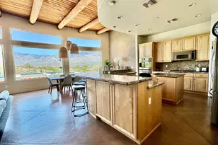 11096 N Pusch Ridge View Pl, Oro Valley, AZ 85737 - Photo 6