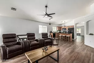 11483 W Magic Song St, Marana, AZ 85658 - Photo 12