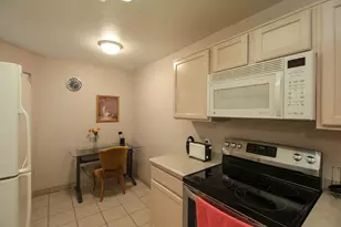 5675 N Camino Esplendora, Tucson, AZ 85718 - Photo 2