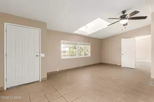 14587 N Twin Lakes Dr, Tucson, AZ 85739 - Photo 10