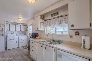 5541 W Tumbling F St, Tucson, AZ 85713 - Photo 10