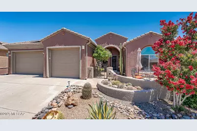 2048 W Cactus Run Drive, Green Valley, AZ 85622 - Photo 1