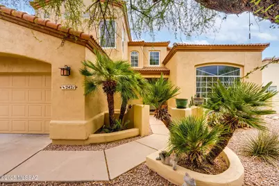 2421 N Quesnel Loop, Tucson, AZ 85715 - Photo 1