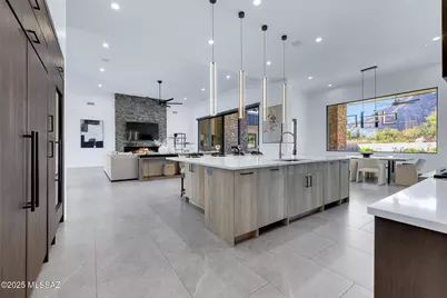 1704 E Sanctuary Cove Way, Tucson, AZ 85718 - Photo 18