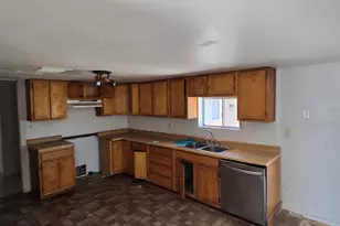 9412 E Nevada Dr, Hereford, AZ 85615 - Photo 2