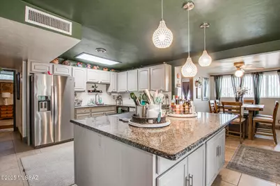 131 E Cambridge Drive, Tucson, AZ 85704 - Photo 4