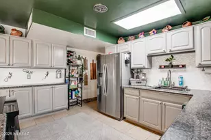 131 E Cambridge Dr, Tucson, AZ 85704 - Photo 24