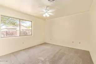 2330 W Silver River Way, Tucson, AZ 85745 - Photo 10