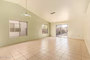 2330 W Silver River Way, Tucson, AZ 85745 - Photo 4