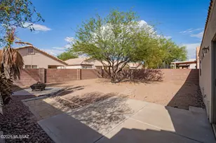 2330 W Silver River Way, Tucson, AZ 85745 - Photo 20