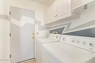 2330 W Silver River Way, Tucson, AZ 85745 - Photo 18