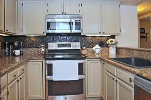 3313 W Firefall Pl, Tucson, AZ 85741 - Photo 16