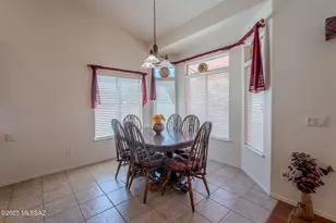 1916 E Cliff Swallow Trail, Green Valley, AZ 85614 - Photo 16