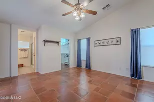 1916 E Cliff Swallow Trail, Green Valley, AZ 85614 - Photo 18