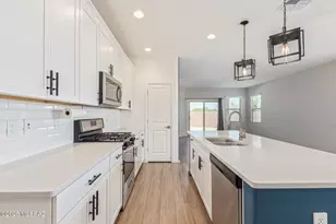 304 S Willow Wick Dr, Sahuarita, AZ 85629 - Photo 12