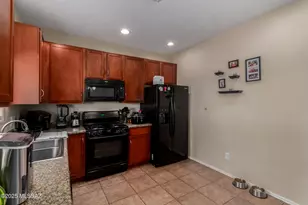 6297 S Iron Brand Dr, Tucson, AZ 85757 - Photo 12