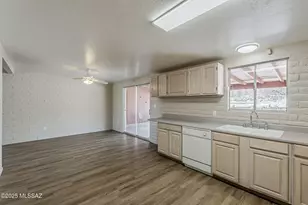 9849 E Victoria Ln, Tucson, AZ 85730 - Photo 14