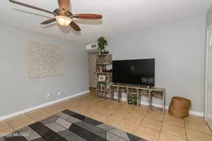 6759 E Hawk Dr, Tucson, AZ 85730 - Photo 20