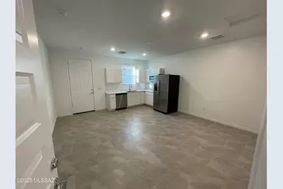 8556 S Placita Reata, Vail, AZ 85641 - Photo 6