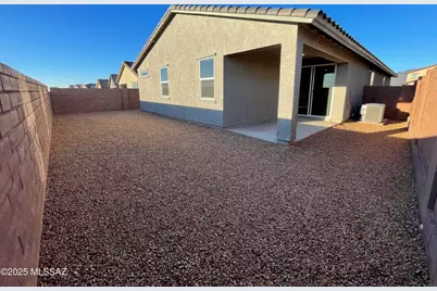 8556 S Placita Reata, Vail, AZ 85641 - Photo 14