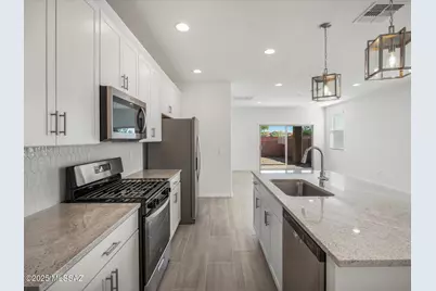 9816 N Solstice Avenue, Tucson, AZ 85743 - Photo 8