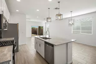 9816 N Solstice Ave, Tucson, AZ 85743 - Photo 10