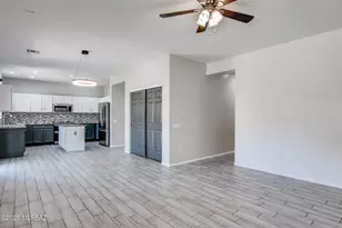 432 W Calle Sombra Linda, Sahuarita, AZ 85629 - Photo 6