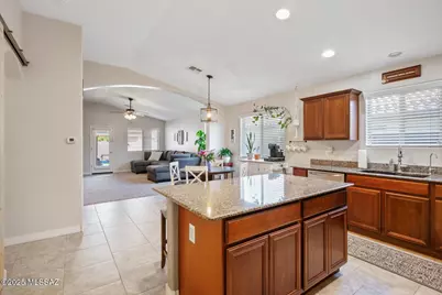 8768 W Saguaro Moon Road, Marana, AZ 85653 - Photo 8