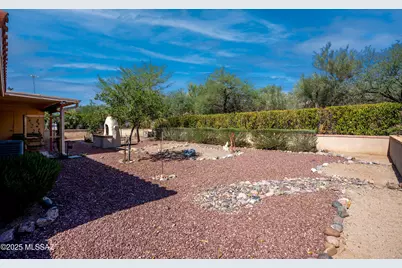 1050 S La Higuera, Green Valley, AZ 85614 - Photo 32