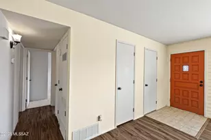 1050 S La Higuera, Green Valley, AZ 85614 - Photo 14
