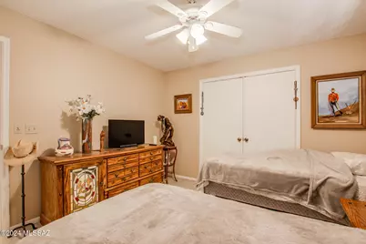 321 S Abrego Drive, Green Valley, AZ 85614 - Photo 18